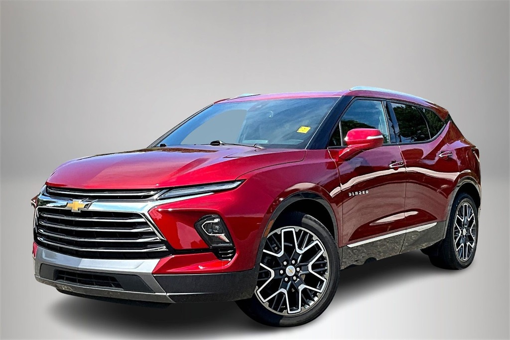 2023 Chevrolet Blazer Premier photo 2