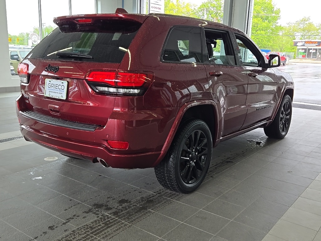 2022 Jeep Cherokee Laredo X photo 6