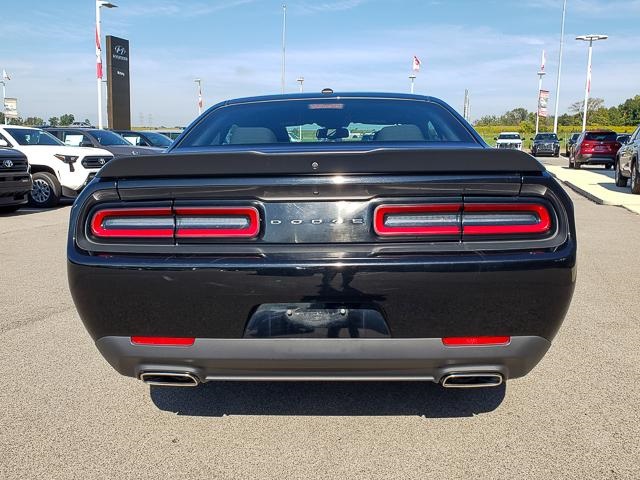 2023 Dodge Challenger SXT photo 6