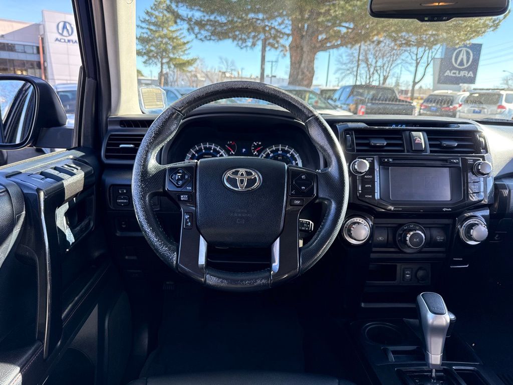 2015 Toyota 4Runner Limited photo 2