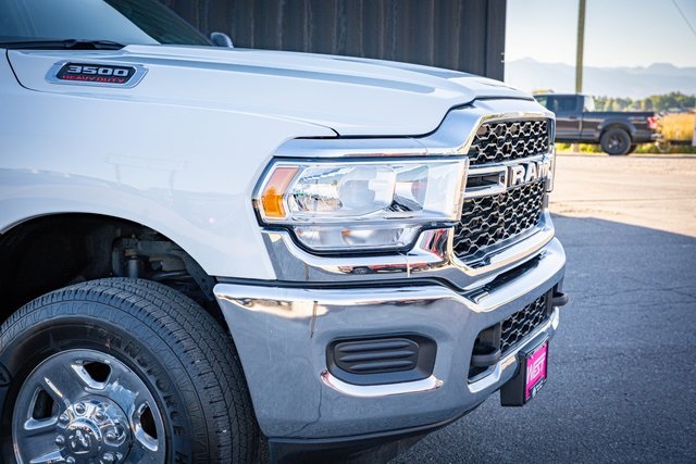 2024 Ram 3500 Tradesman photo 4
