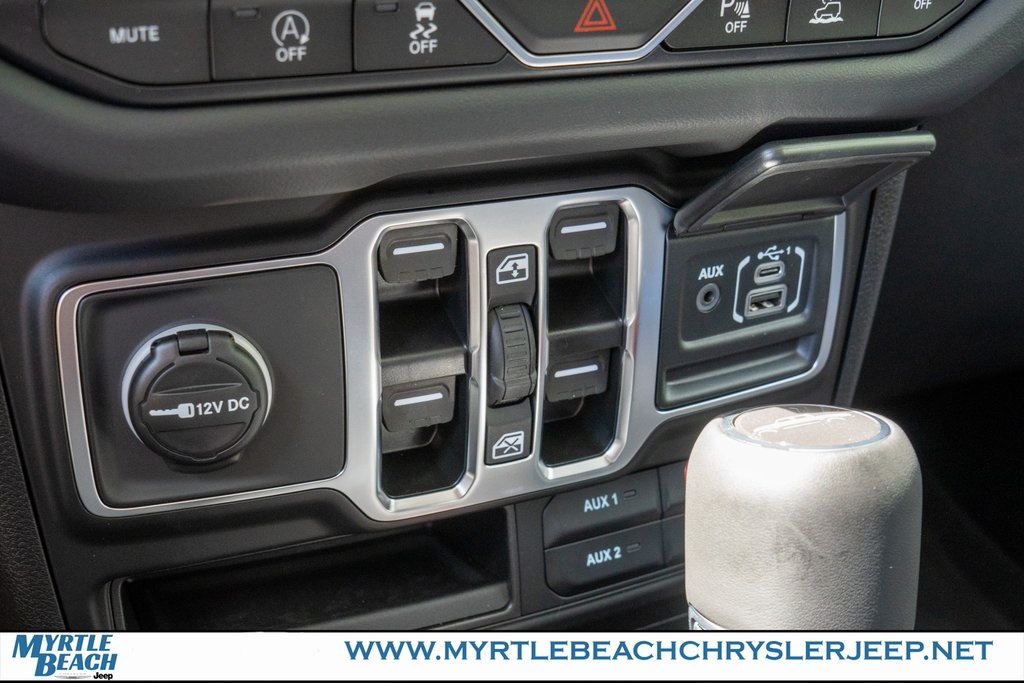 2025 Jeep Gladiator Sport photo 20