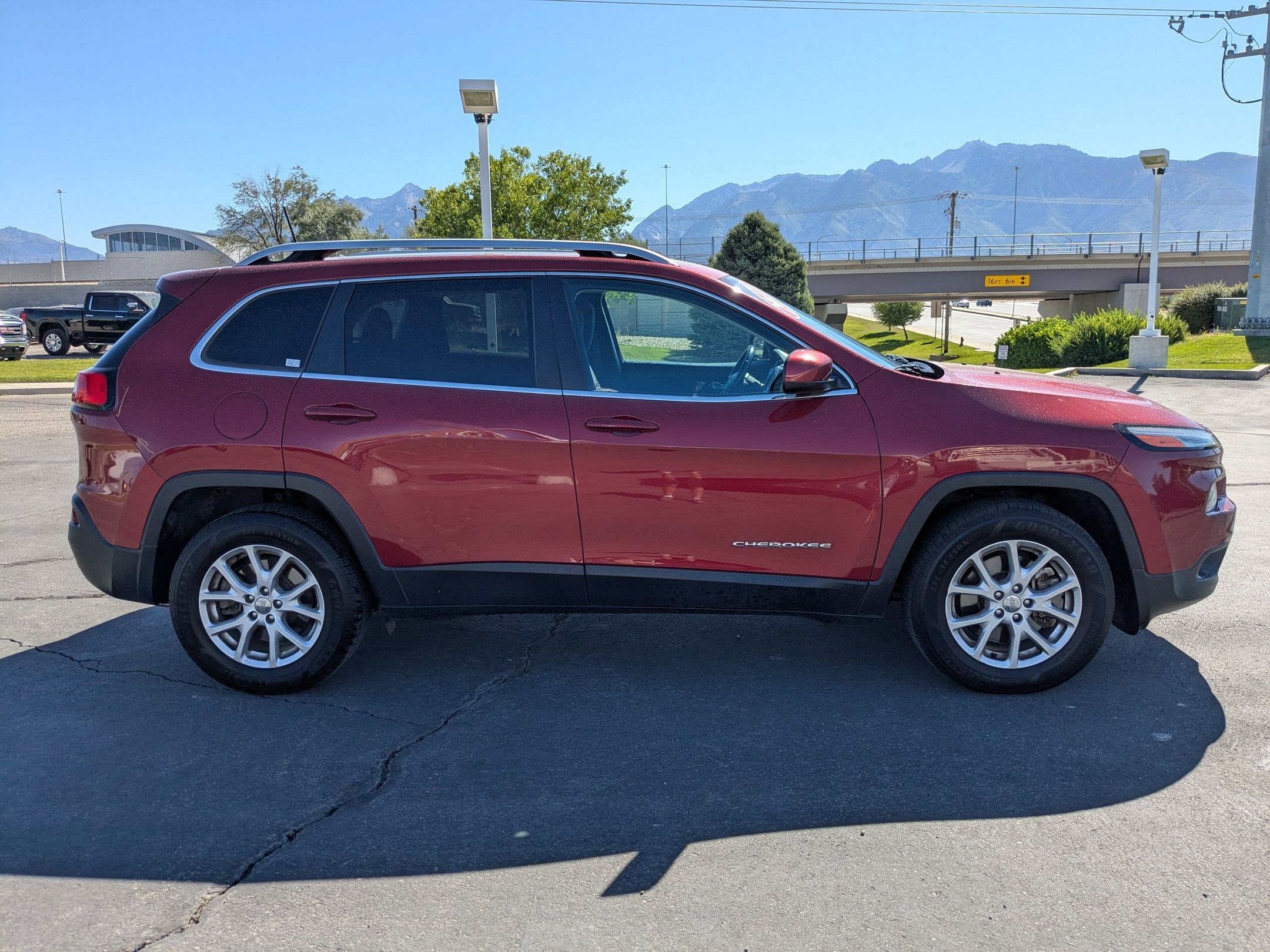 2017 Jeep Cherokee Latitude photo 5