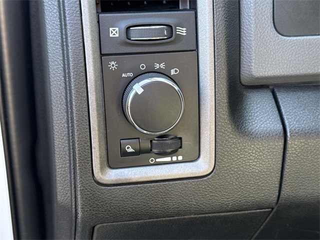 2018 Ram 2500 Tradesman photo 27