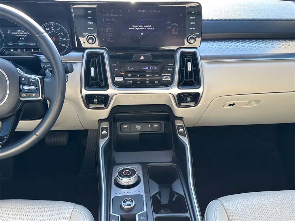 2023 Kia Sorento Hybrid EX photo 22