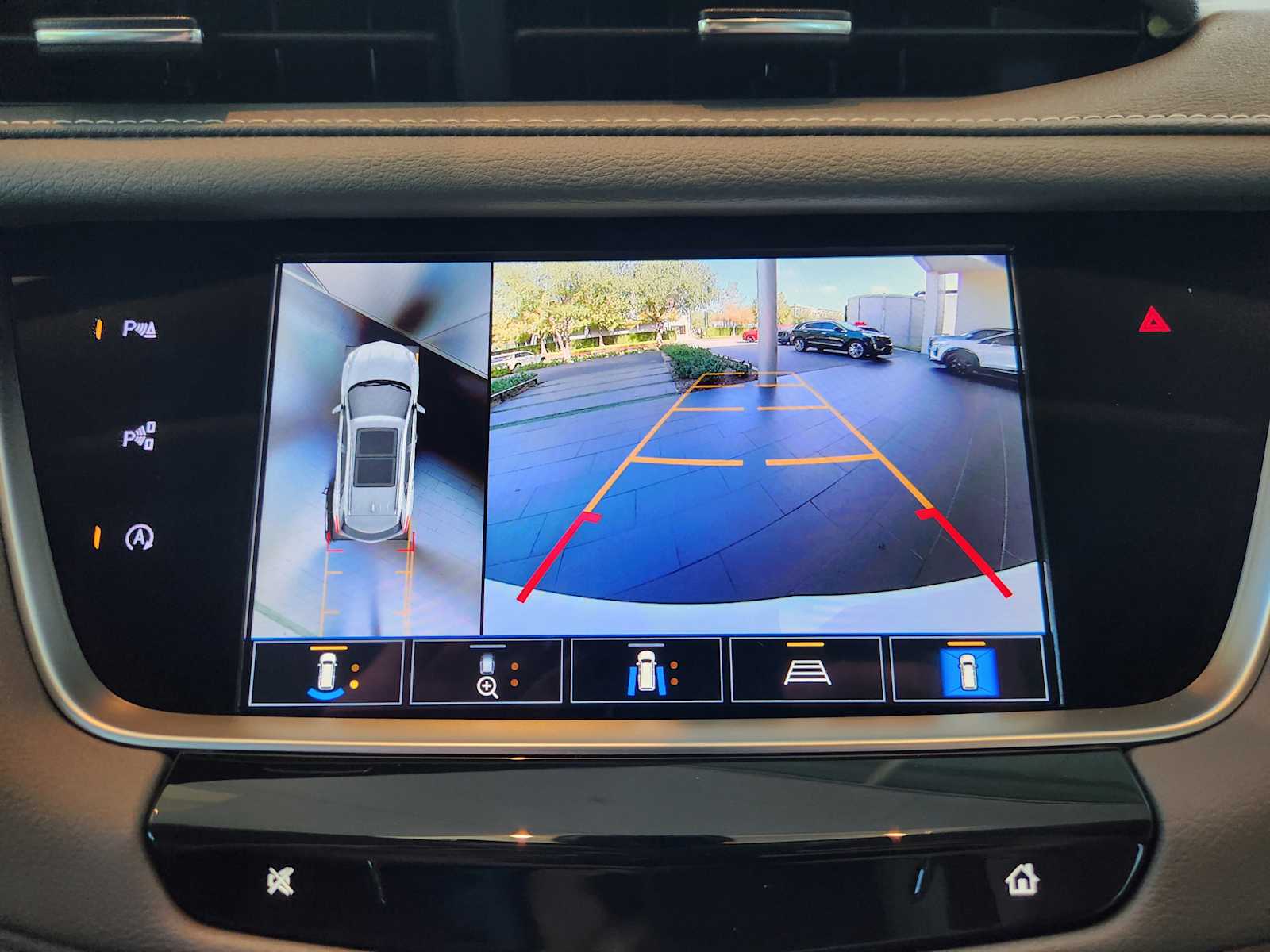 2025 Cadillac XT5 Premium Luxury photo 12