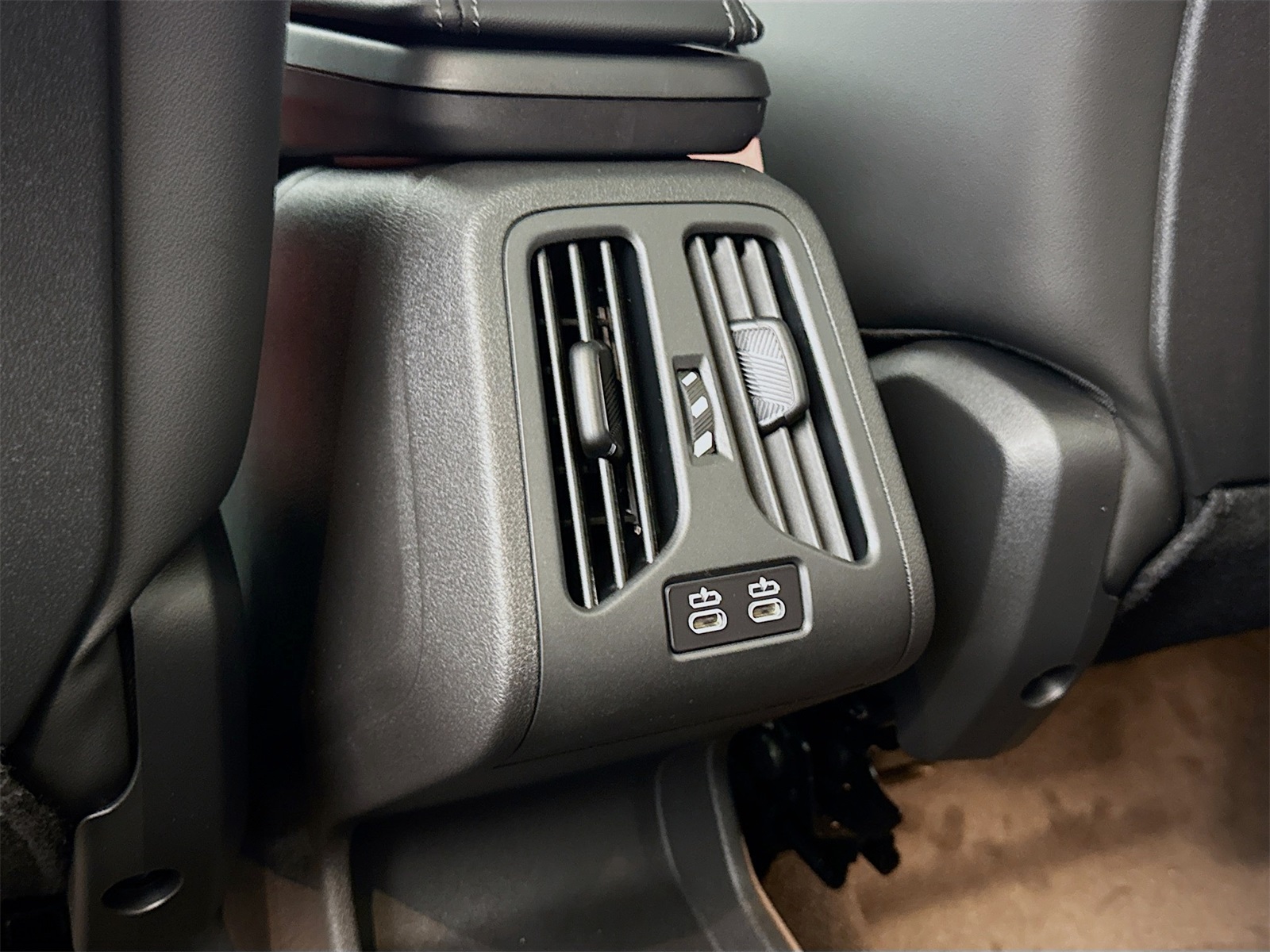2026 Bmw X1 M35i photo 26