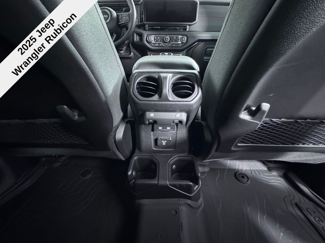 2025 Jeep Wrangler Rubicon photo 24