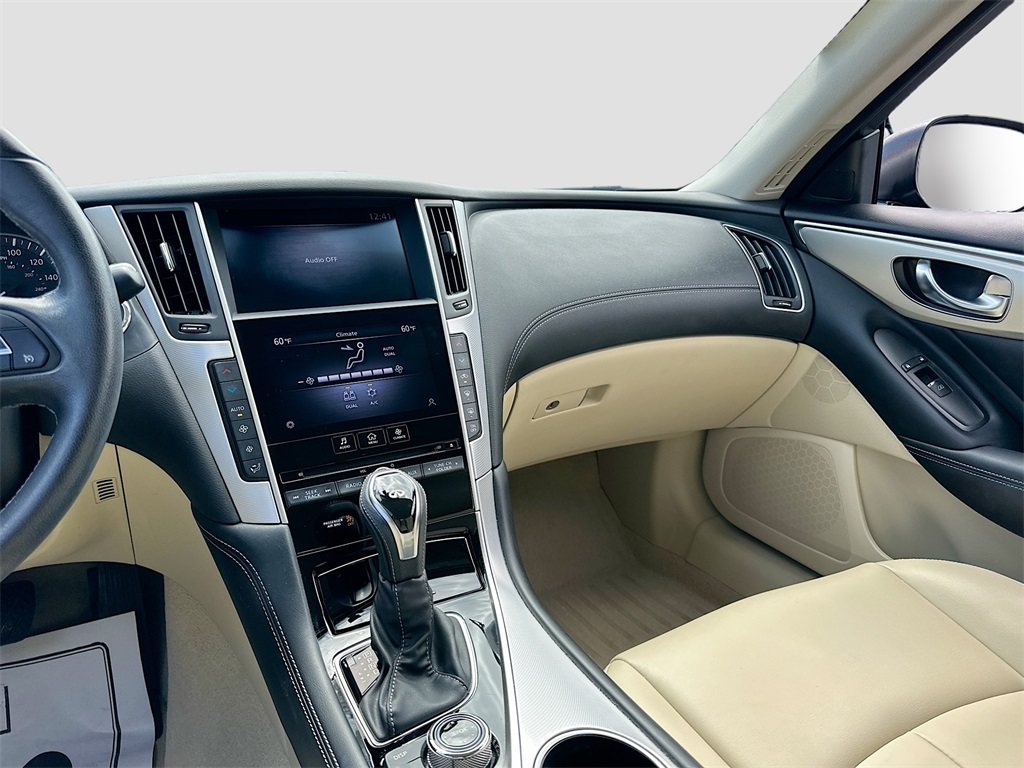 2020 Infiniti Q50 3.0t LUXE photo 21
