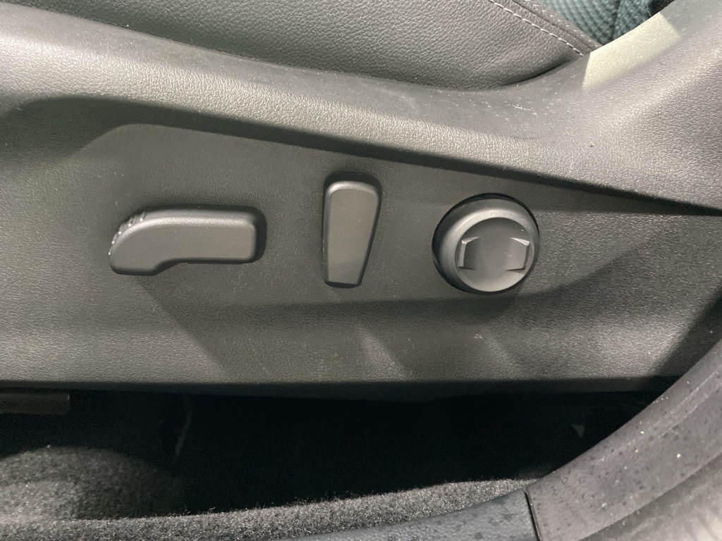 2022 Subaru Forester Premium photo 24