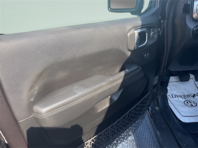 2020 Jeep Wrangler Unlimited Sahara photo 9