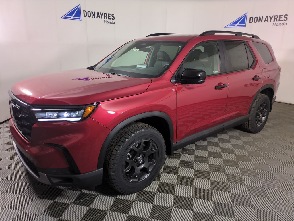2025 Honda Pilot TrailSport's photo