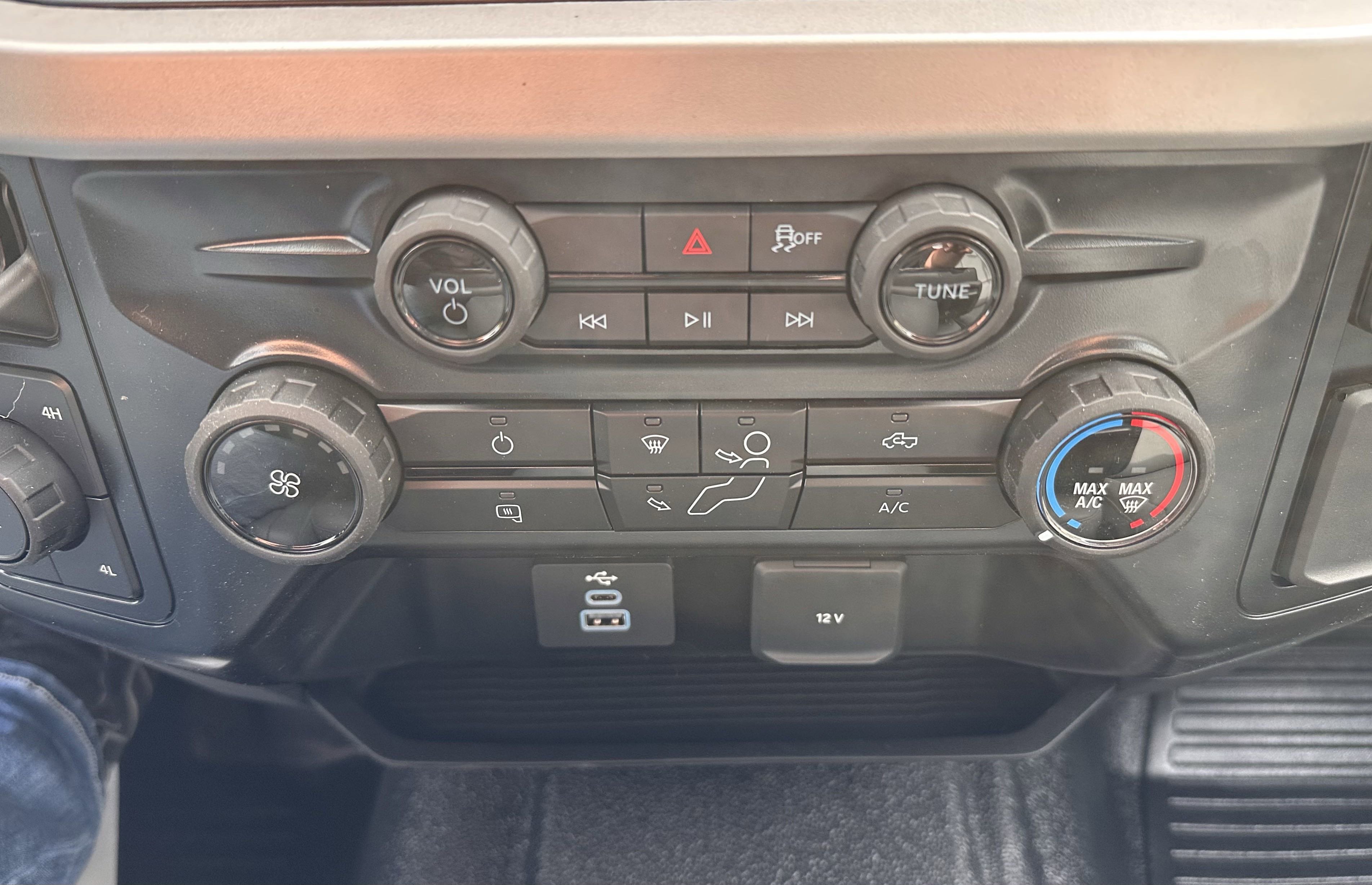 2025 Ford F-350 XL photo 12