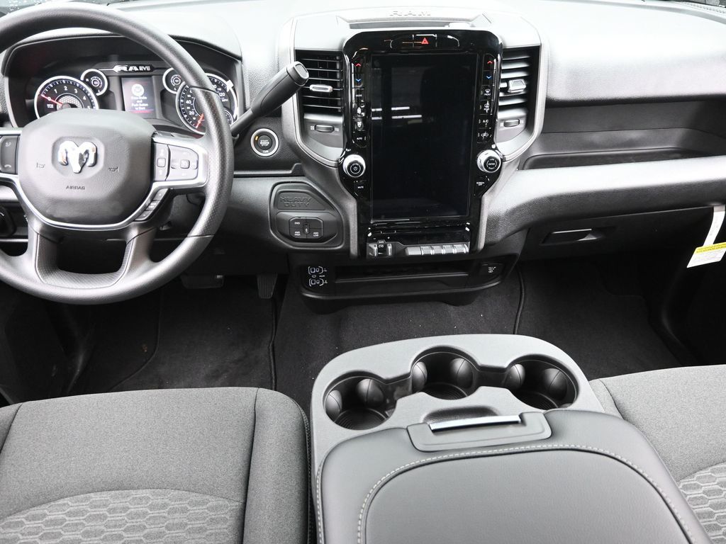 2026 Ram 2500 Tradesman photo 9