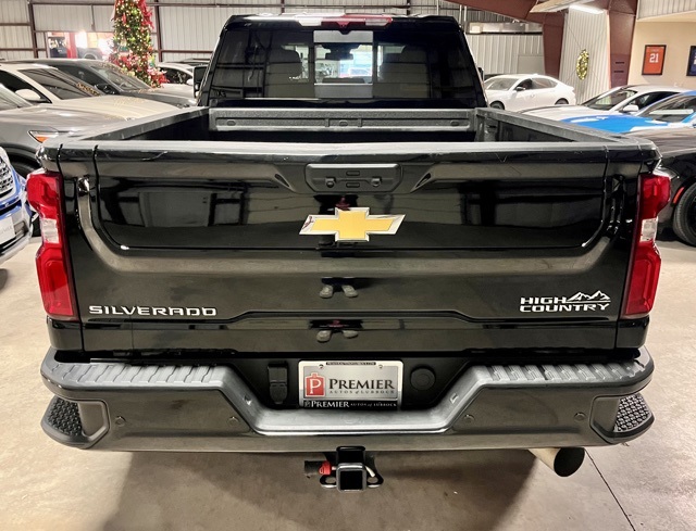 2024 Chevrolet Silverado 2500HD High Country photo 3