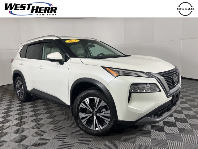 2021 Nissan Rogue SV's photo