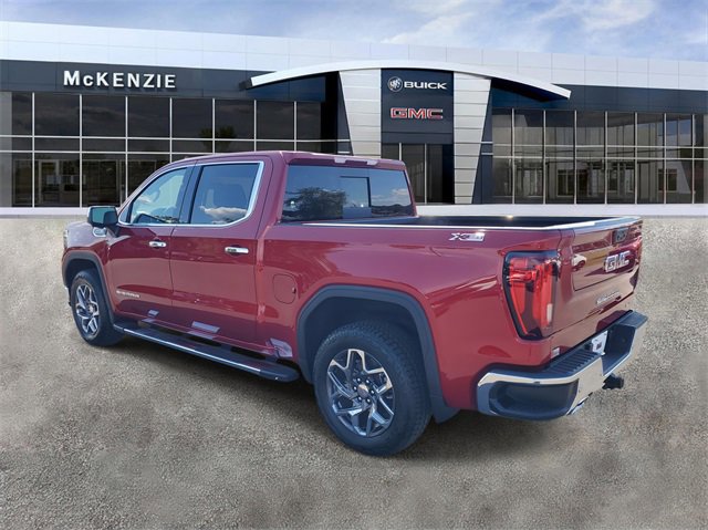 2025 Gmc Sierra 1500 SLT photo 3