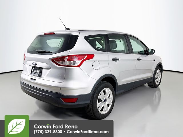 2014 Ford Escape S photo 4
