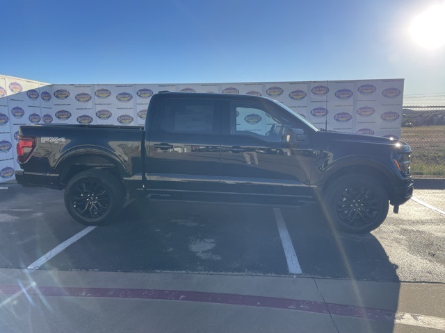 2025 Ford F-150 XLT's photo
