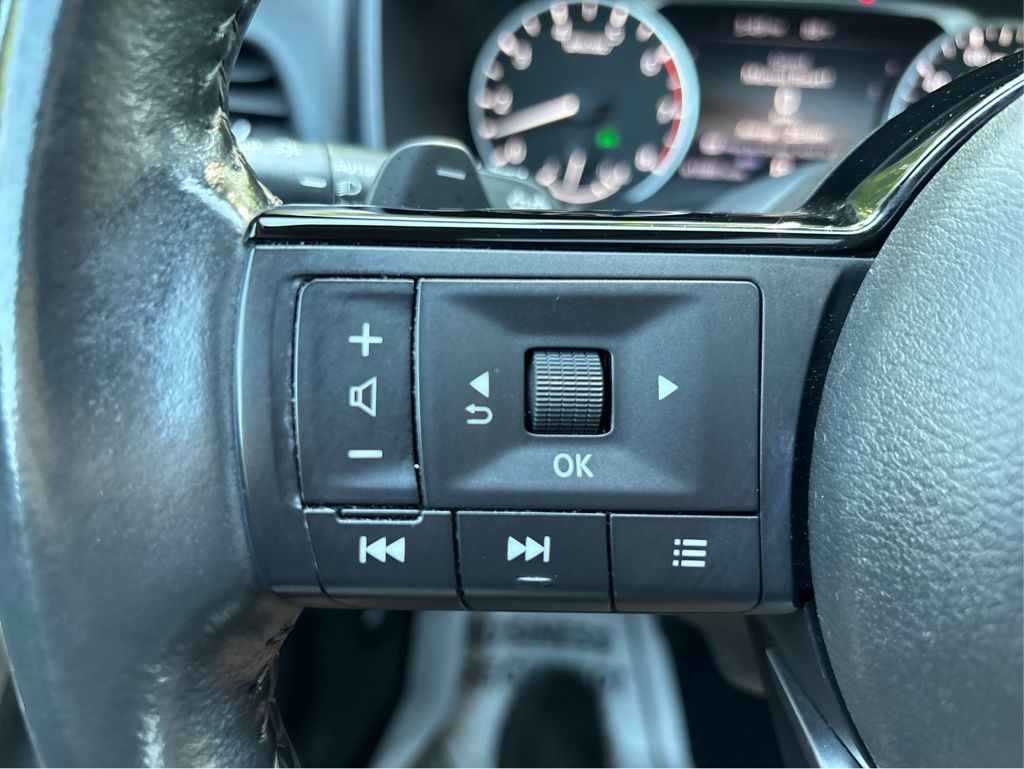 2021 Nissan Rogue SV photo 27