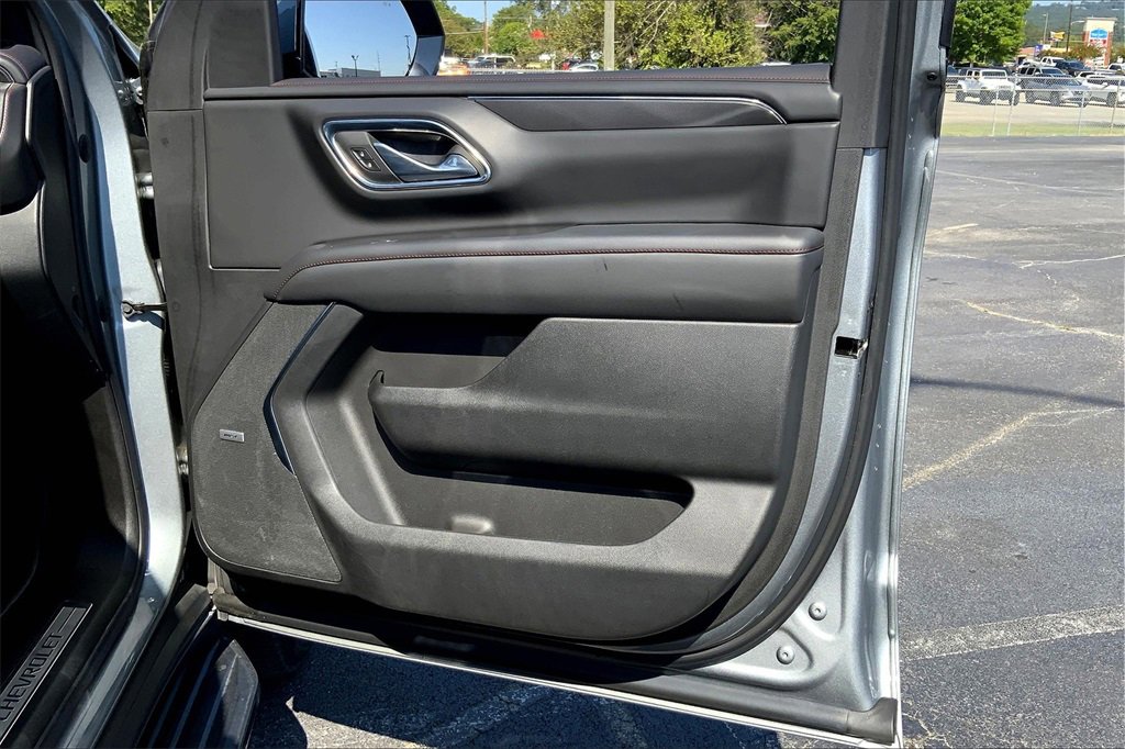 2023 Chevrolet Tahoe RST photo 24
