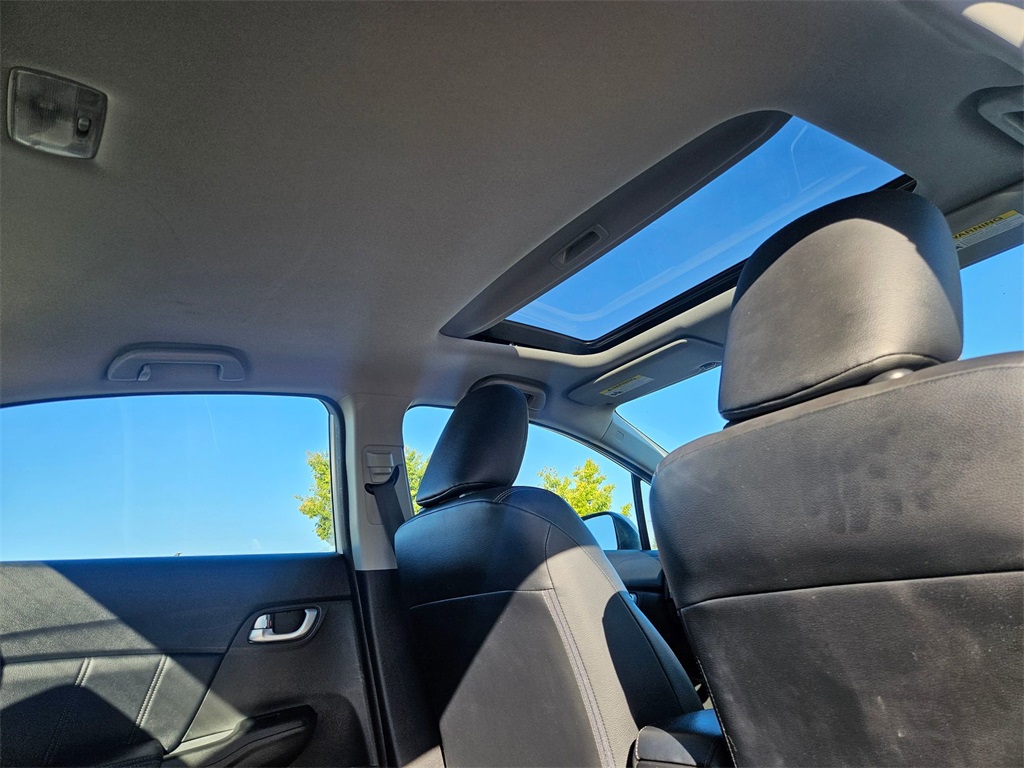 2015 Honda Civic EX-L photo 31