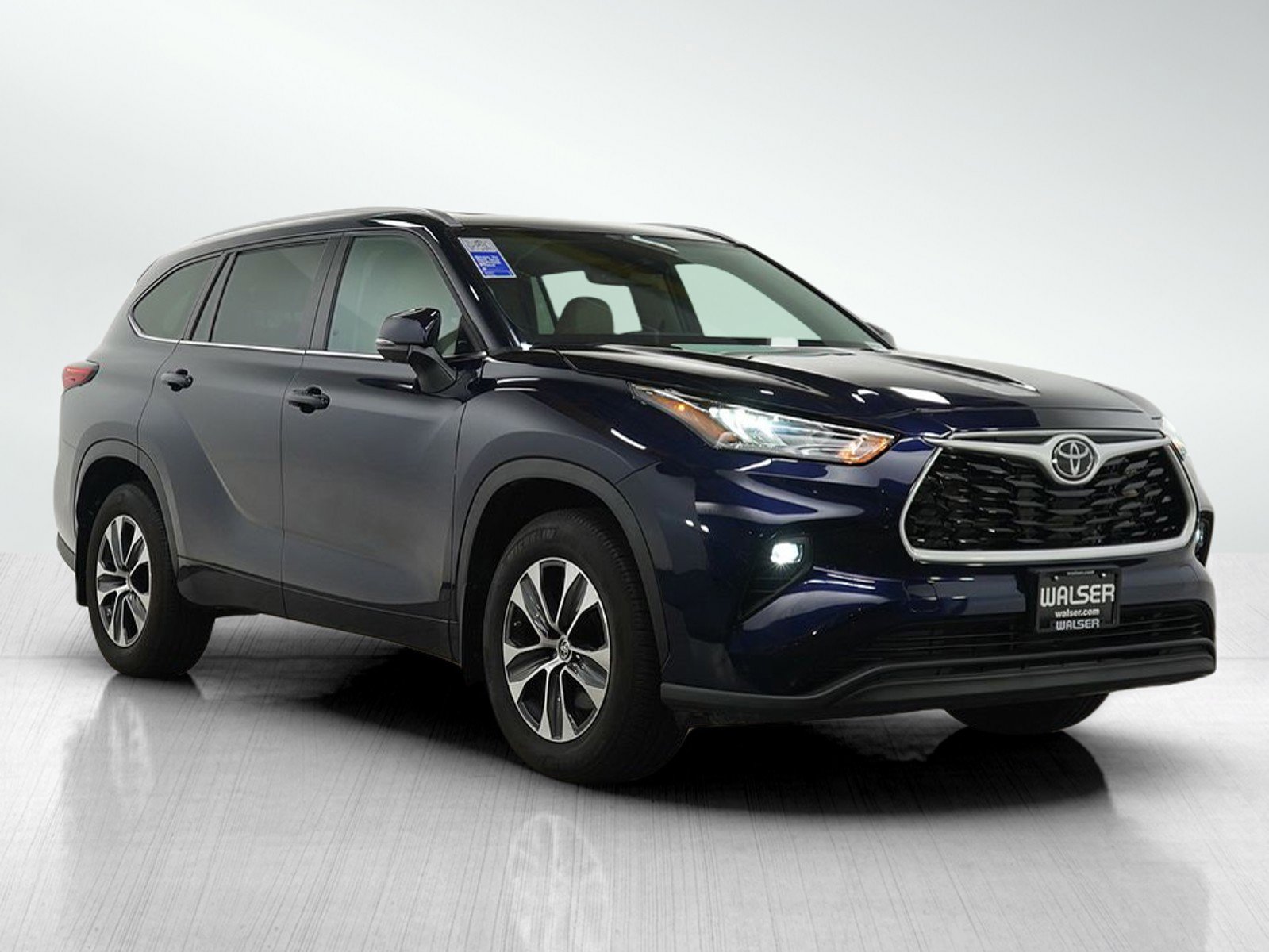 2022 Toyota Highlander XLE photo 6