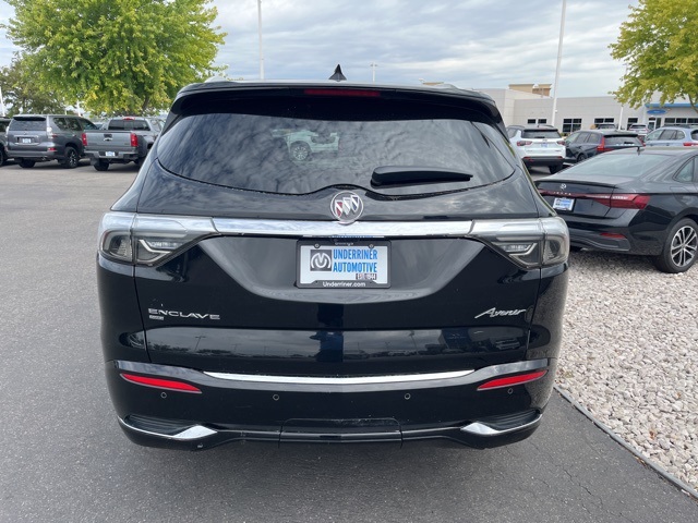 2023 Buick Enclave Avenir photo 4
