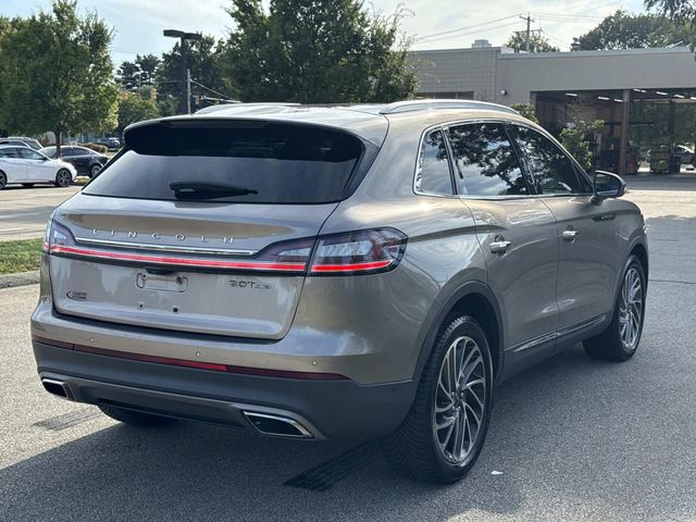 2019 Lincoln Nautilus Reserve photo 2
