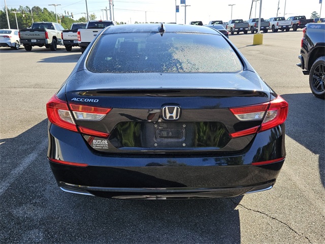 2018 Honda Accord LX photo 4