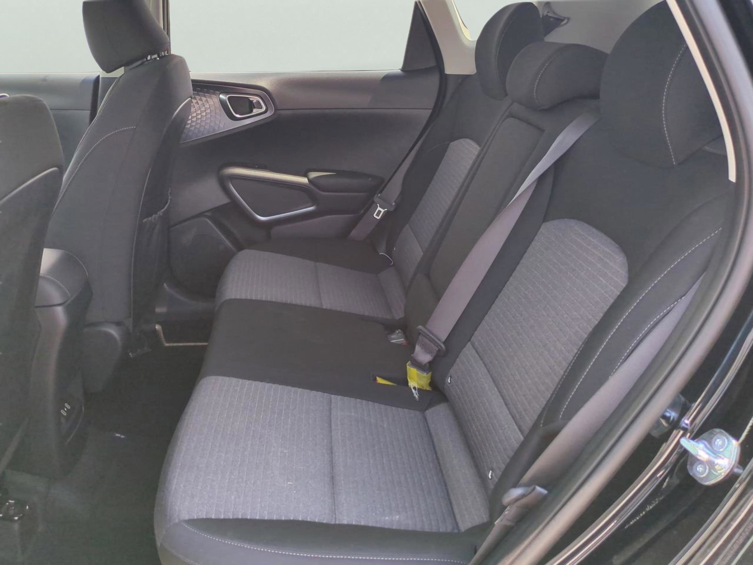 2025 Kia Soul EX photo 15
