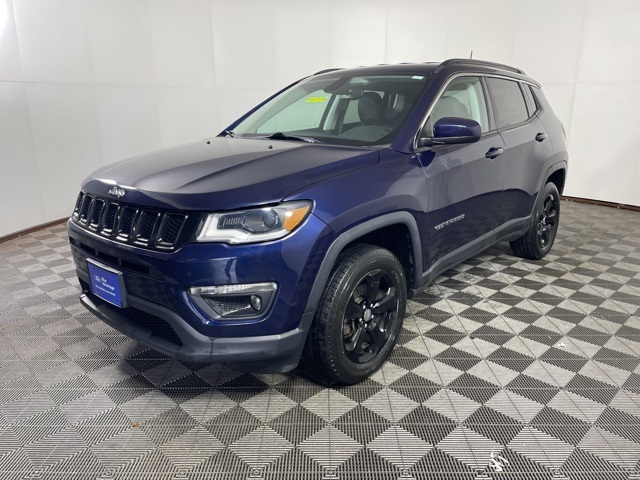 2020 Jeep Compass Latitude photo 3