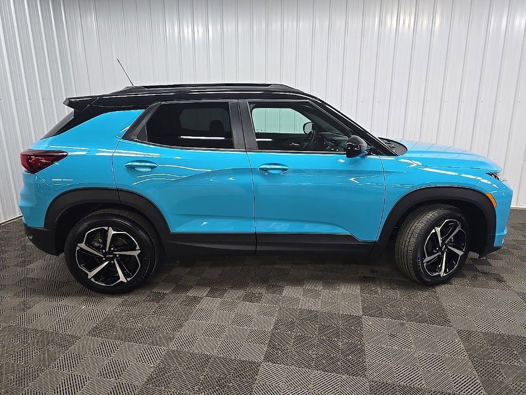 2022 Chevrolet Trailblazer RS photo 2