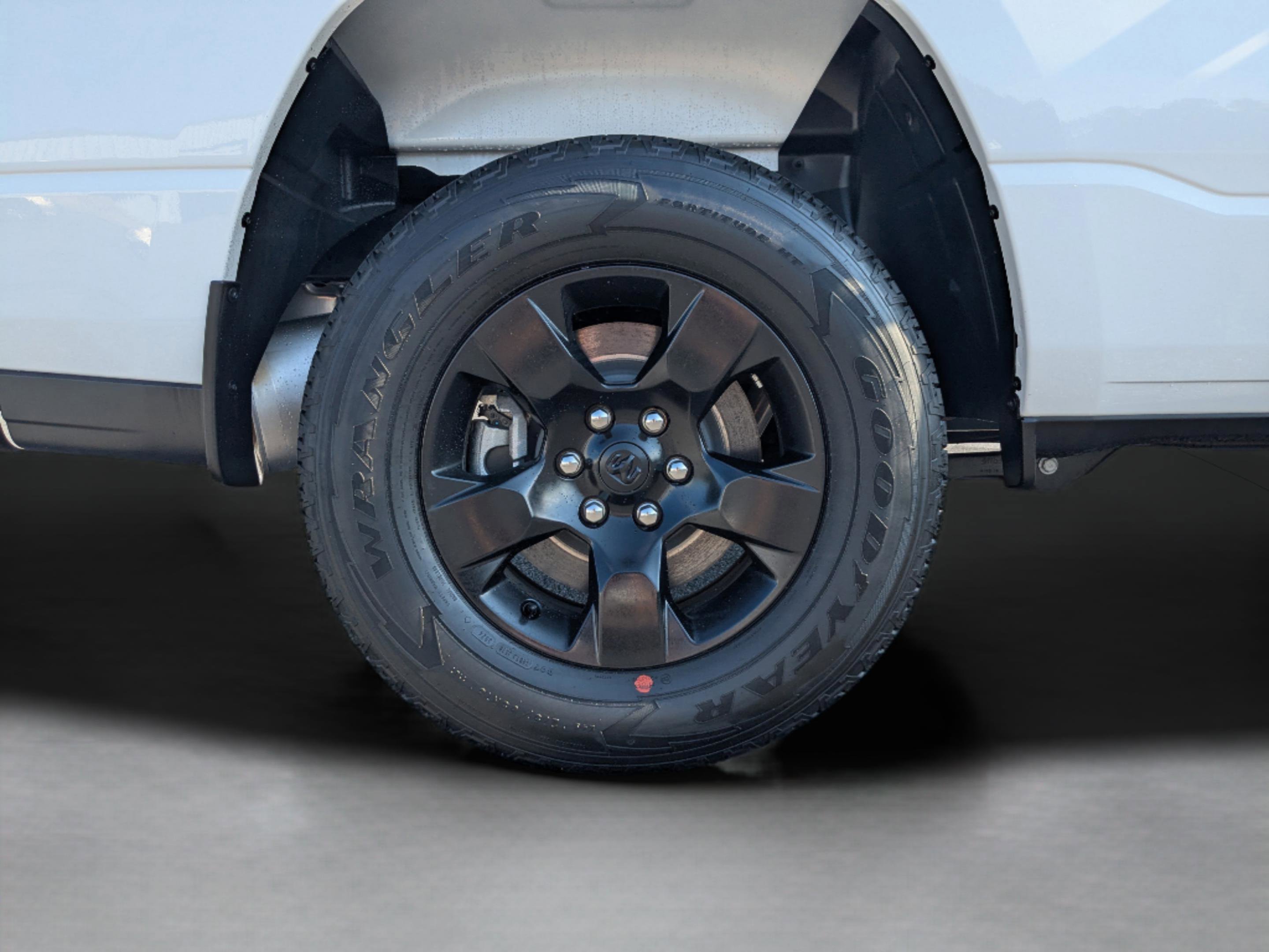 2025 Ram 1500 Tradesman photo 43