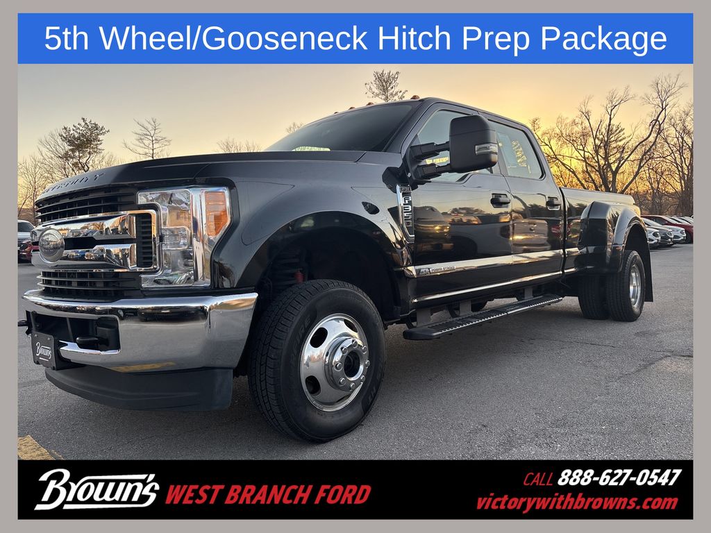 2017 Ford F-350 Super Duty XL's photo