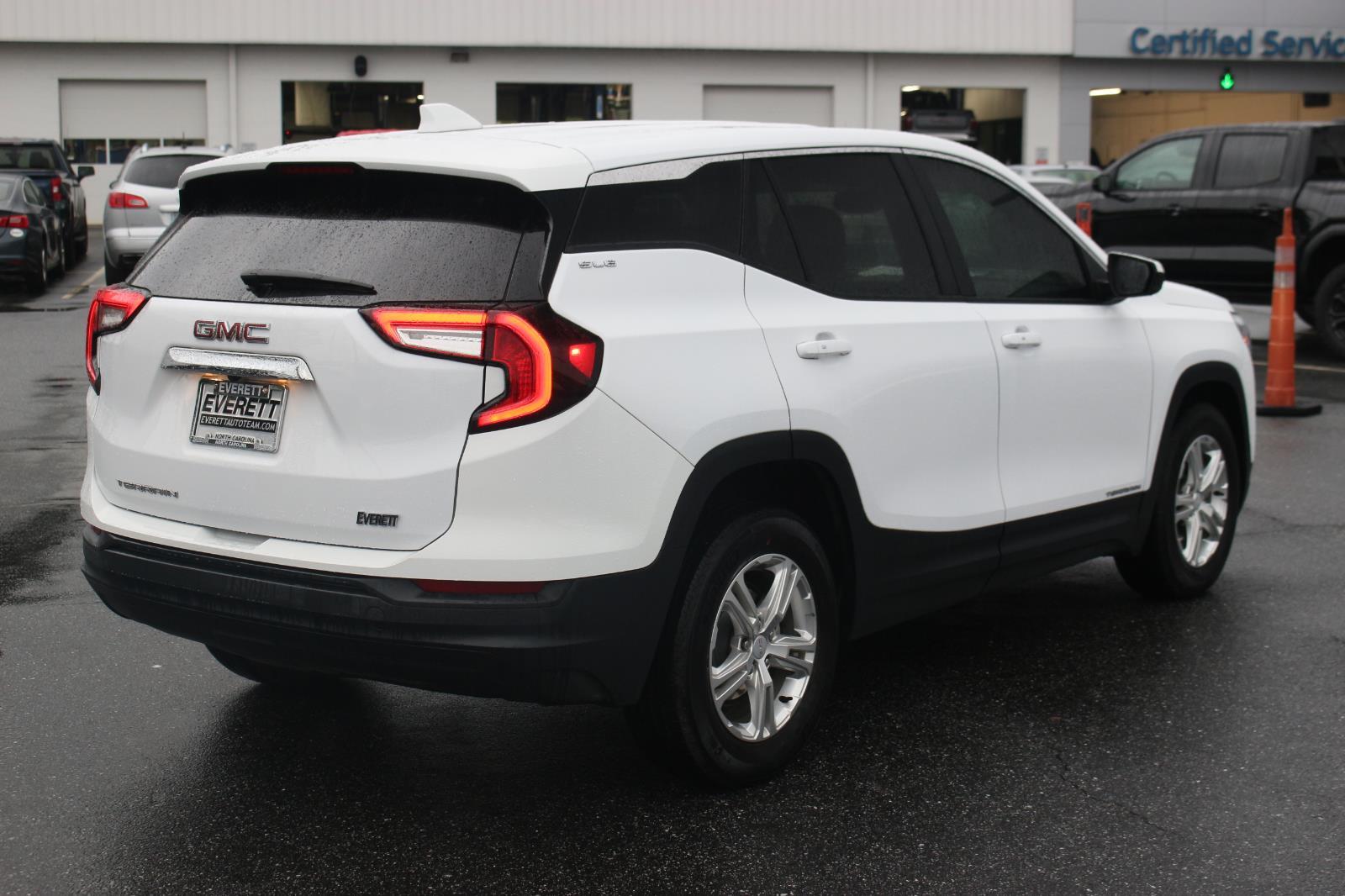 2022 Gmc Terrain SLE photo 7