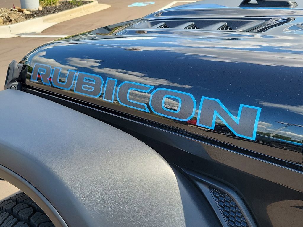 2022 Jeep Wrangler Unlimited Rubicon 4xe photo 7