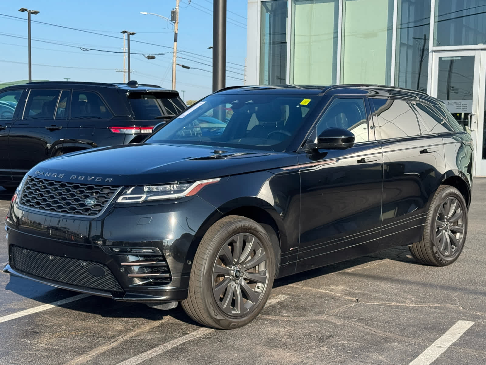2021 Land Rover Range Rover Velar R-Dynamic S photo 3