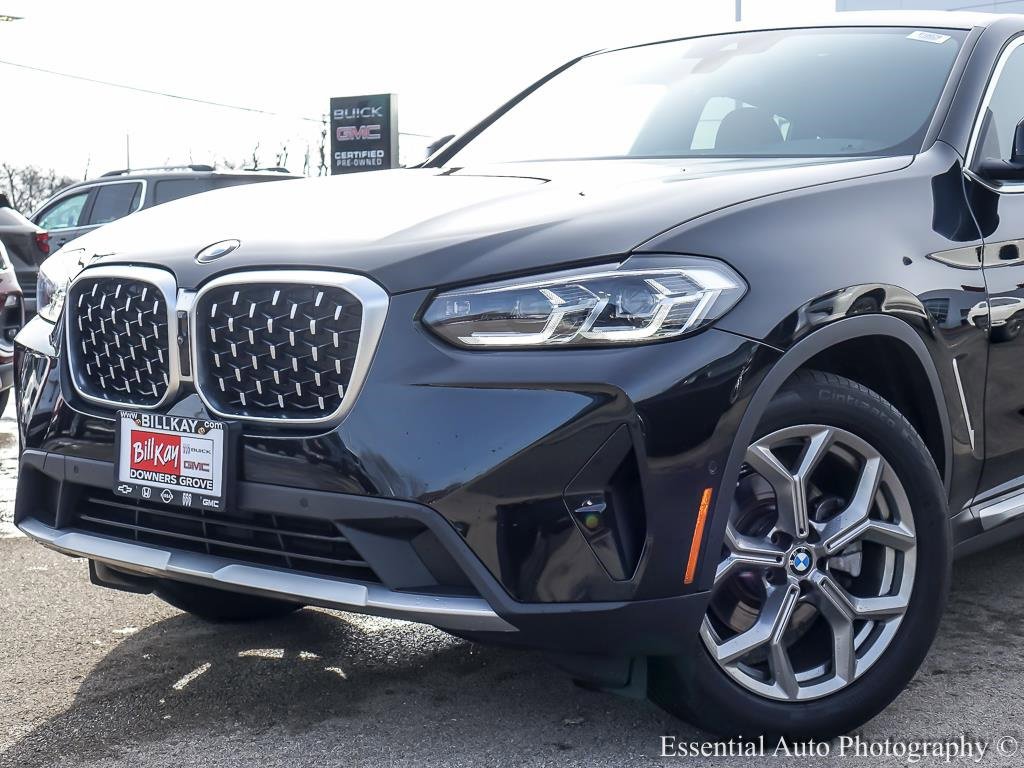 2023 BMW X4 - Image 2