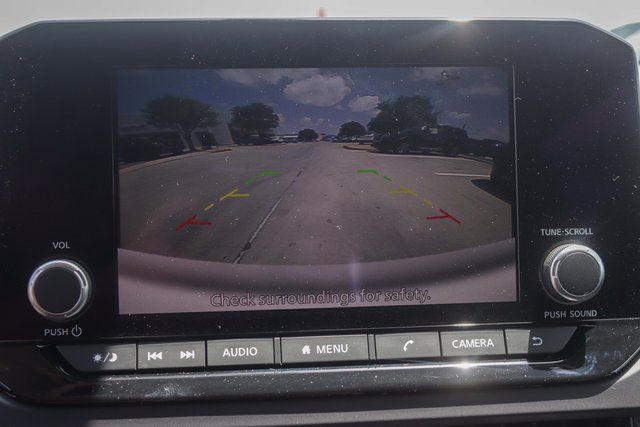 2025 Nissan Pathfinder S photo 13
