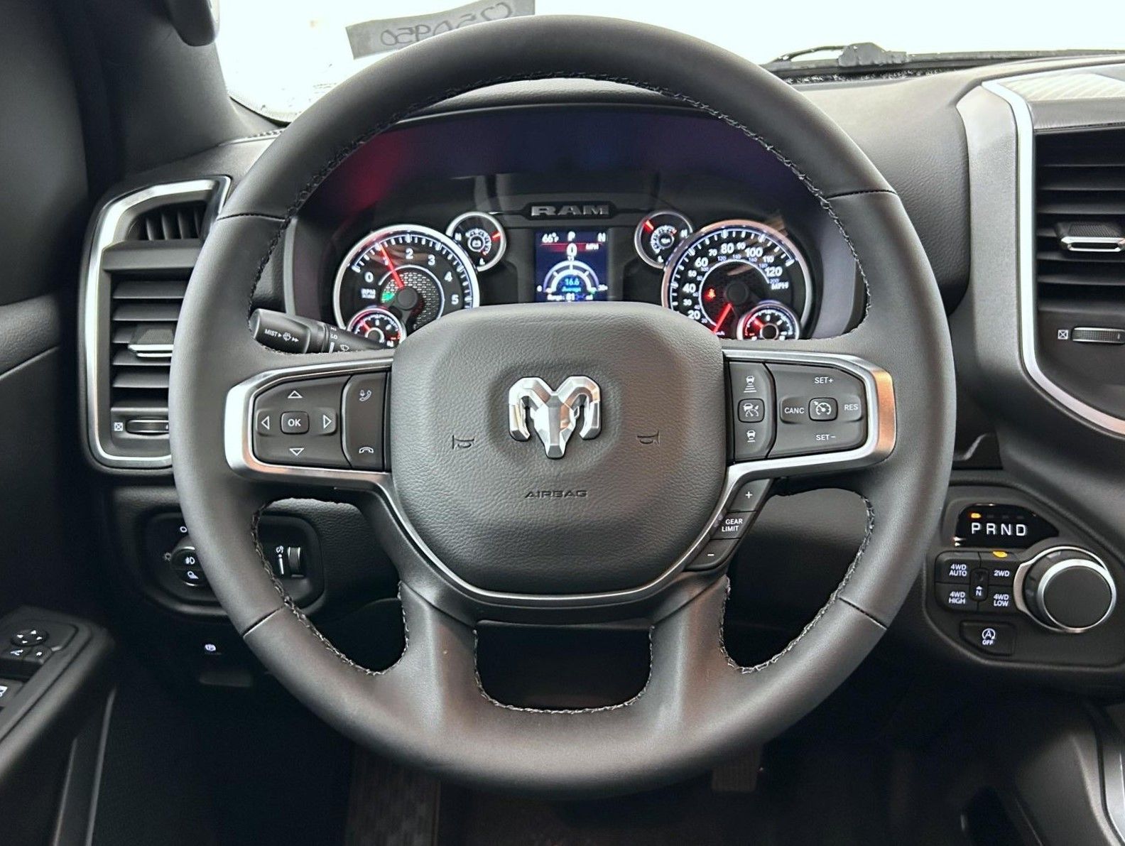 2025 Ram 1500 Big Horn Lone Star photo 11