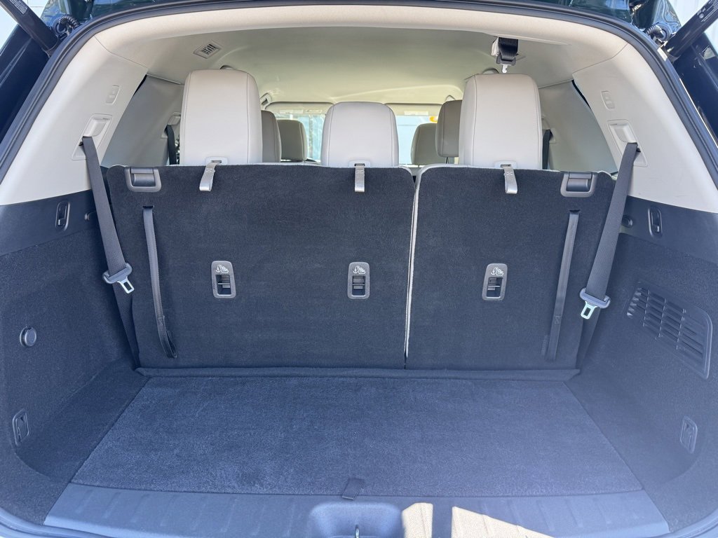 2023 Nissan Pathfinder SL photo 23