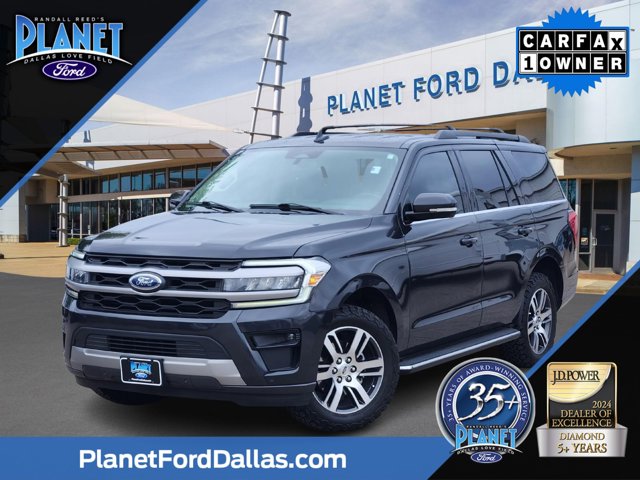 2023 Ford Expedition XLT's photo