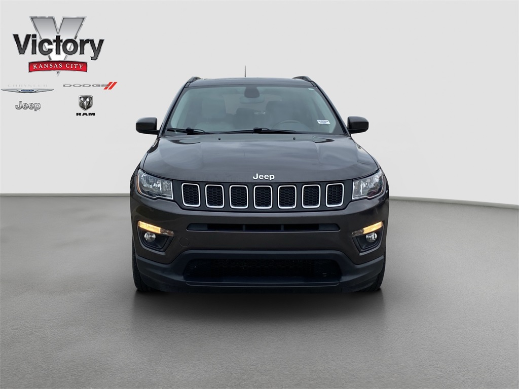 Used 2021 Jeep Compass Latitude with VIN 3C4NJDBB3MT521845 for sale in Kansas City
