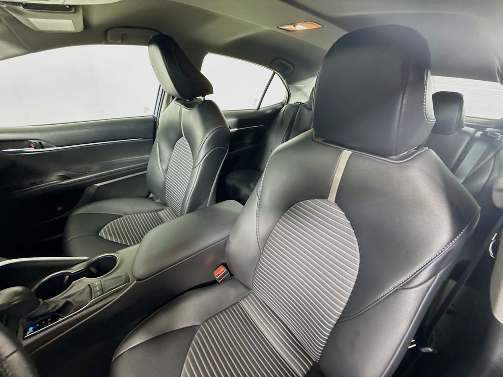 2023 Toyota Camry SE Nightshade Edition photo 15