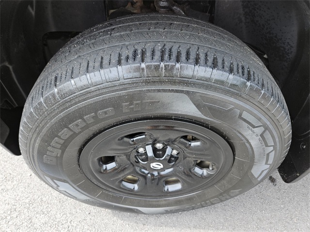 2022 Nissan Frontier S photo 18