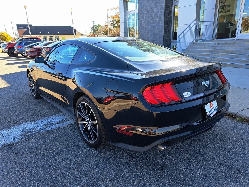 2018 Ford Mustang EcoBoost photo 4