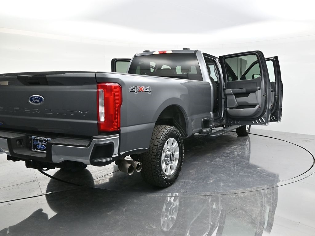 2024 Ford F-250 photo 54