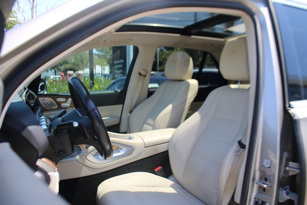 2022 Mercedes Benz GLE 350 4MATIC photo 3