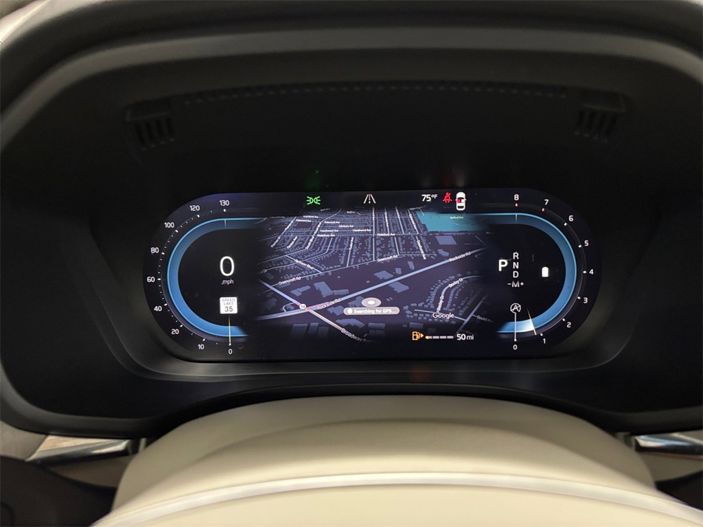 2023 Volvo XC60 B5 Plus photo 27